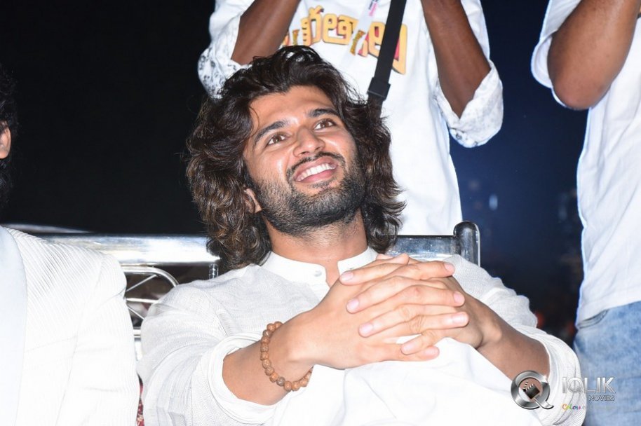 Jathi-Ratnalu-Pre-Release-Event